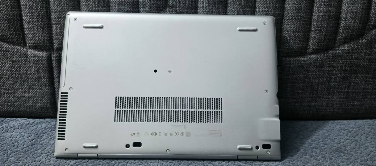 ‏ للبيع 💻
‏HB PRO BOOK  650 G5
‏
‏لابـتــــوب : HB 
‏الجيــــل : الثامن 
‏المعالج   : CORE I5
‏             : RAM 16 
‏الأصدار :  WINDOWS 11 PRO
‏النضافة : 100% 
تحتوي على جميع المنافذ 🔌

الملحقات :
محولة شحن           🔌
ماوس لاسلكي         🖱
ماوس باد               ⬛
حقيبـــــة                💼

***********  واتساب ـ للأستفسار 
السعر 350.000
