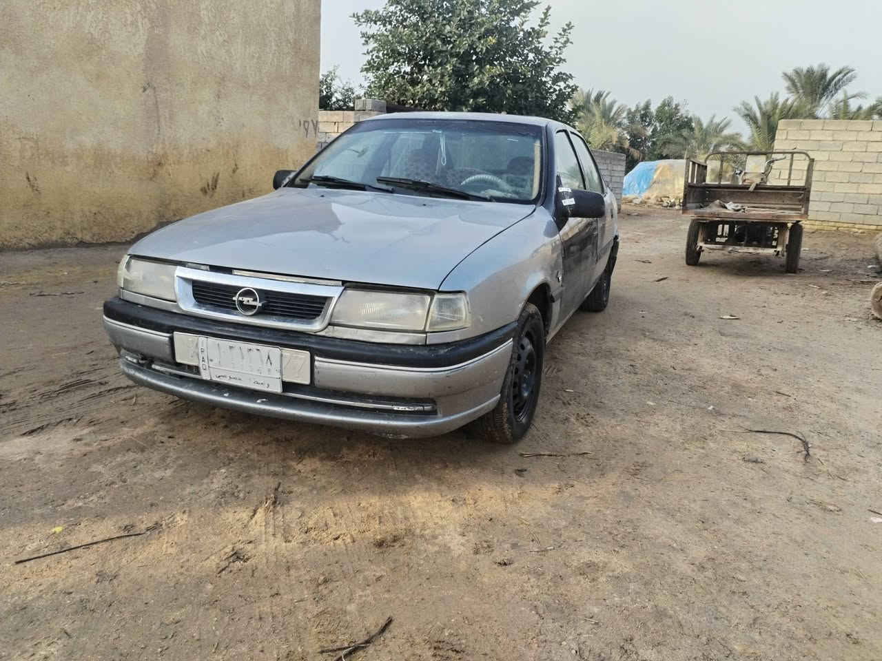 سلام عليكم ابول فكتره لللبيع
مكينه وكير وحداديه مكفولات 
تحويل ثاني يوم  كله شغال سياره 
مكان ديوانيه قضاء غماس  سياره مشروع  وطني بي محافضه تحول رقم *********** وتساب موجود
