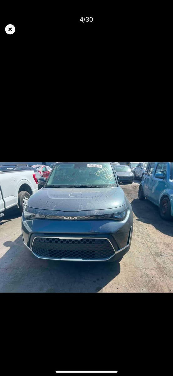 السلام عليكم  للبيع كيه صول موديل 2023وارد أمريكي 
ماشيه 19 الف  السياره بدون تبديل وبدون ايرباك 
مكان السياره بغداد الوزيرية السعر 163 
للتواصل ***********
***********

