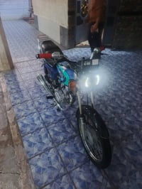 للبيع موديل 2025 دراجه جديده بمعنى الكلام وشوف العين 07800645973