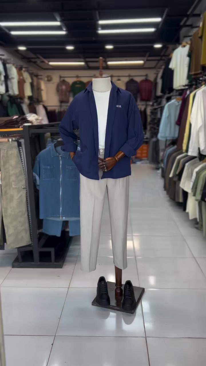 قياسات الملابس متوفرة 🔥

👕 القميص:
M | L | XL | 2XL | 3XL

👖 البنطلون:
30 | 31 | 32 | 33 | 34 | 36 | 38

📍 العنوان: السماوة – شارع الوركاء التجاري
🚚 توصيل لجميع المحافظات

للطلب والاستفسار راسلنا خاص �


**إذا كنت صاحب هذا الإعلان وتريد حذفه لأي سبب، رجاءا أرسل رسالة إلى الدعم الفني**