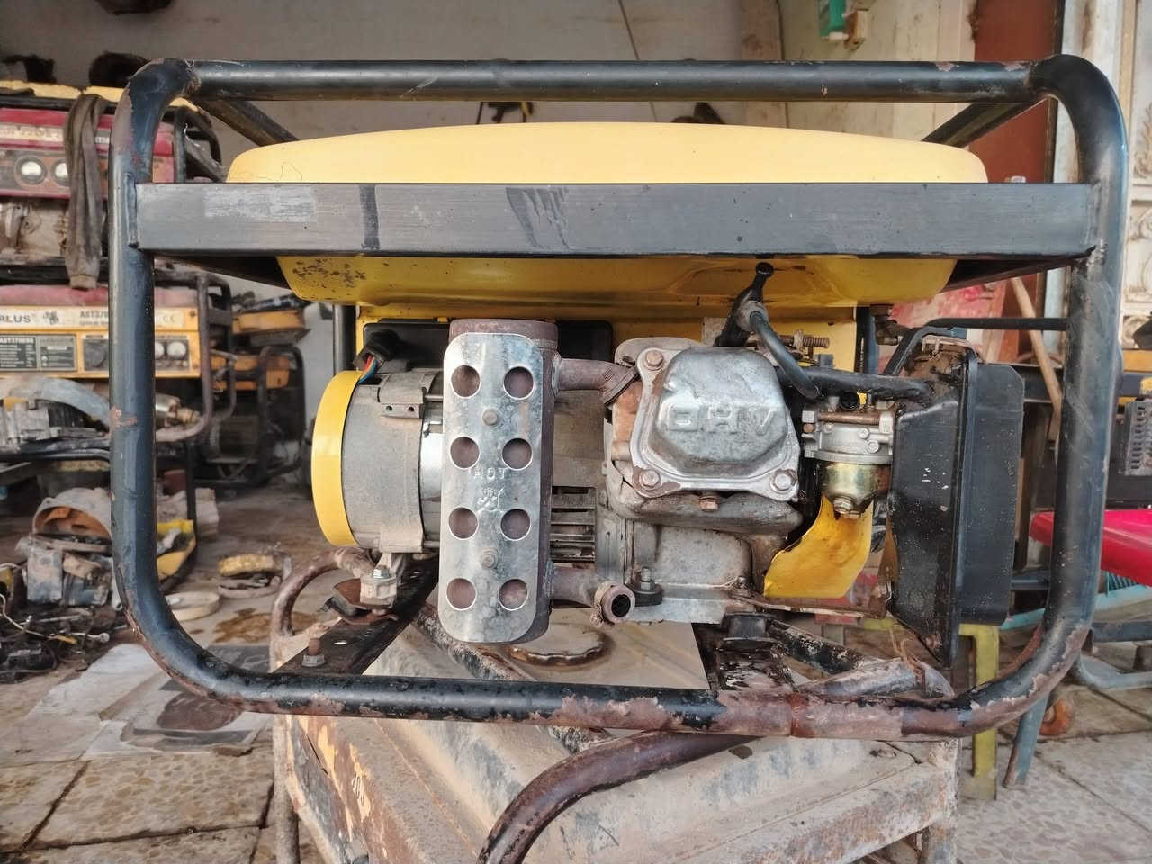 سلام عليكم مولد استره ام الذيب الاصلي كلش نضيفه اخو الجديد شغال علفحص ملف نحاس وبلاد شراي *********** #للجميع
