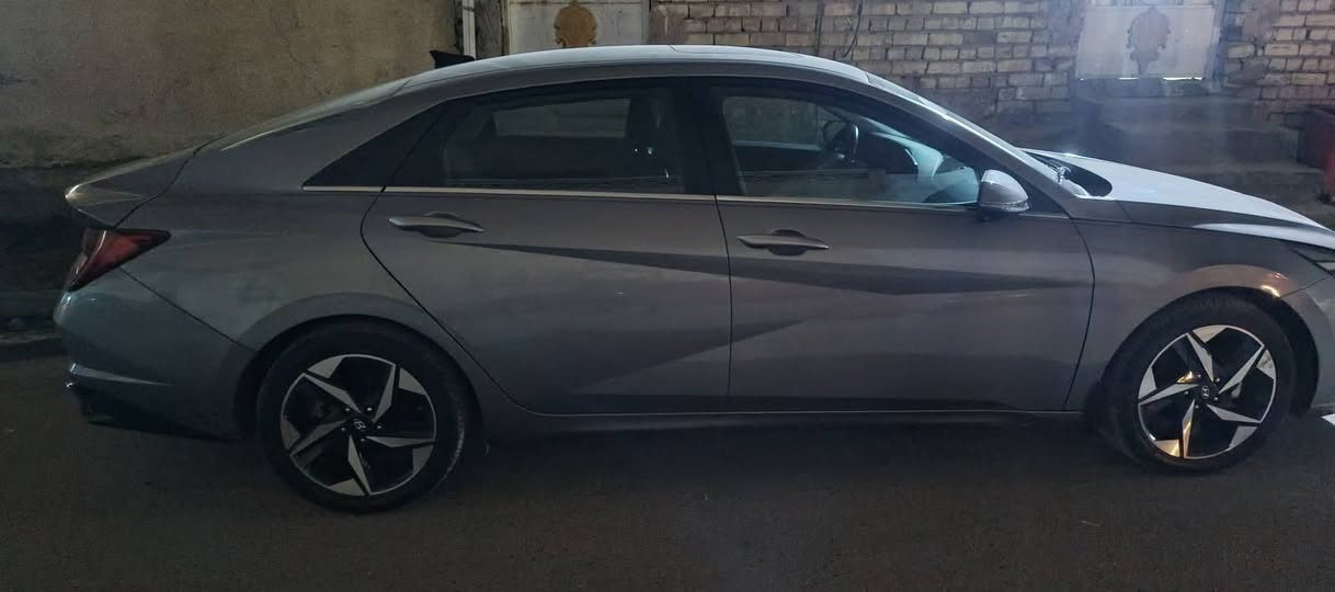 ﷽
هونداي النترا2023  بانزين 
السياره لون مميز فول مواصفات 1/1
بصمة تشغيل وابواب/ فتحة سقف سلايد/ كشنات جلد تدفئه بالكشنات وتدفئة بالستيرن/ رادارات امامي وخلفي وجانبي 360°/ اشاير بالمري ورادار نقطة عمياء بالمرايات/ تحكمات ستيرن جهتين/ شاشه ابل واندرويد كار بلي وكامره خلفيه دواره/ / شحن وايرليس/ تحديد مسار ومانع انزلاق/ بريك 4 دسك نظام ABS/ سايد بريك بصمه واوتو هولد/ 3 انظمة قياده نورمال وسمارت وسبورت/ كروس تحديد سرعه ومانع تصادم/ لايتات زنون بلادي/ لد امامي نهاري وبگ لايت خلفي شمعه متصل/ انارة ترحيب باليدات/  گيچات دشبول ديجيتل متصل مع الشاشه  ...
السياره بانزين  جداً اقتصاديه (  نظام ثلاثة  وضعيات گير ومكينه مكفولات شرط بدون اي عيب ماشيه 28 الف ميل   بدون رقم 
السياره حادثها قبق جنطه والبنيد مبدل بلادي ومصبوغ  بلاديه والراديترات البلاديه نفسهن شرط بدون اي دواخل والشواصي سليمه بلاديات رصعه مابيها صور الحادث داخل منشور الشاصي والسونار بالمنشور 
 الاربكات سليمه مال شركه
السعر 138$ وبيها مجال بسيط
مكان السياره بغداد  
الشراي يتصل على الرقم 
***********
متوفر واتساب ايضا
