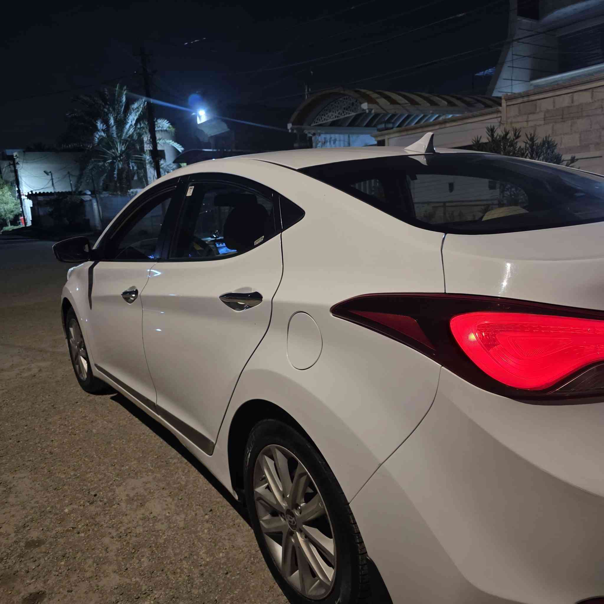 السلام عليكم النترا موديل 15 خليجي محرك مكفول كير مكفول كشر مكفول من الصبغ محرك 1800 الرقم ***********
