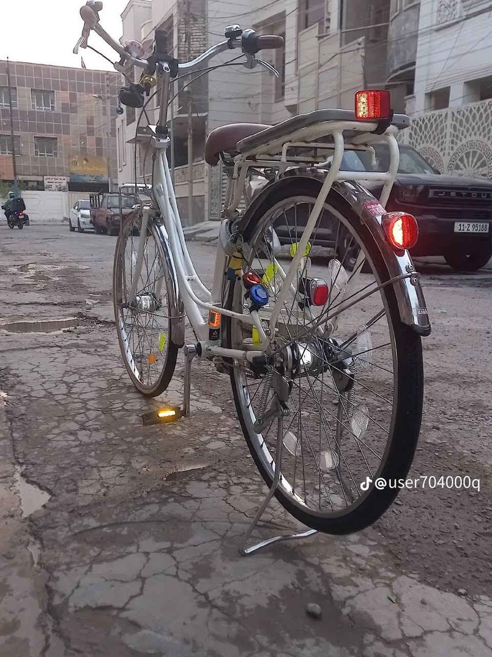 السلام عليكم
بايسكل للبيع حجم ٢٦
البايسكل كامل من كل النواحي
كير دفن حساس قفل ستيرن
ملاحظة ابيع البايسكل بدون غراض
السعر ١١٠ وبيه مجال بسيط


**إذا كنت صاحب هذا الإعلان وتريد حذفه لأي سبب، رجاءا أرسل رسالة إلى الدعم الفني**