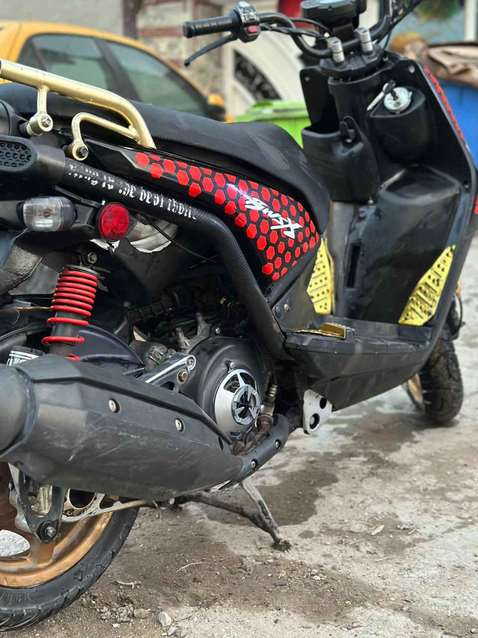 سلام عليكم سكنس جبلي موديل 2013 شلعه ومعدل دراجه خير من الله مكفولة كفالة عامه جيب فيتر وتعال افحص ختم واحد ويا المكينه دراجه كل نقص مابيها كهربائيات كلها شغاله
السعر:مليون 150 وبيها مجال لشراي 
مكاني بغداد حي اور  
***********
