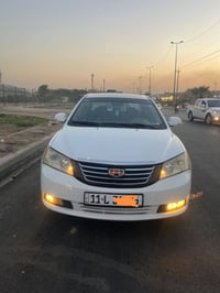 جيلي ام كراند سي 7موديل ٢٠١٣  رقم بغداد انكليزي هزه ما ساقطه سنويه لل٢...