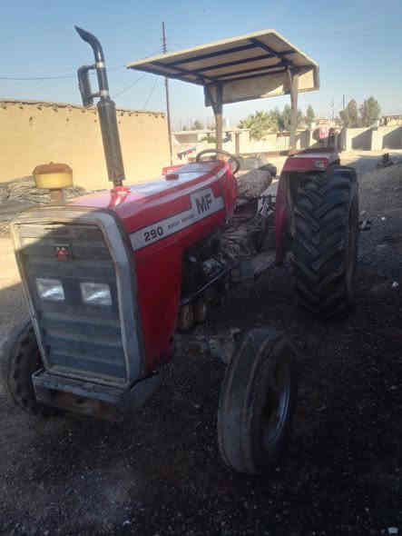 السلام عليكم للبيع تركتر فوركسن انكليزي حجم 290 جاهز من كلشي السعر  8500/مليون رقم ***********
