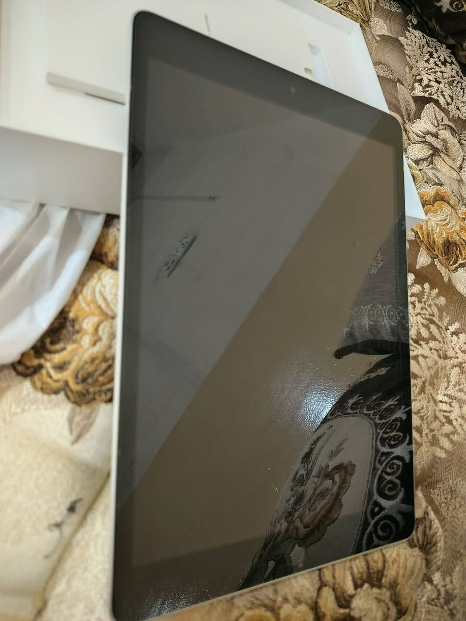 السلام عليكم
#للبيع
iPad (9th Generation) 
ايباد 9
ذاكرة  GB 64
مستخدم فقط للدراسة
السعر 230 ألف وبيه مجال
للإتصال ***********
