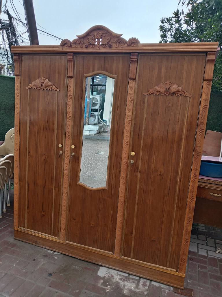 كنتور صاج٣بيبان العنوان نجف شارع المدينه اليريد يراسلني خاص او يتصل عل هذا الرقم *********** النجف, العراق
