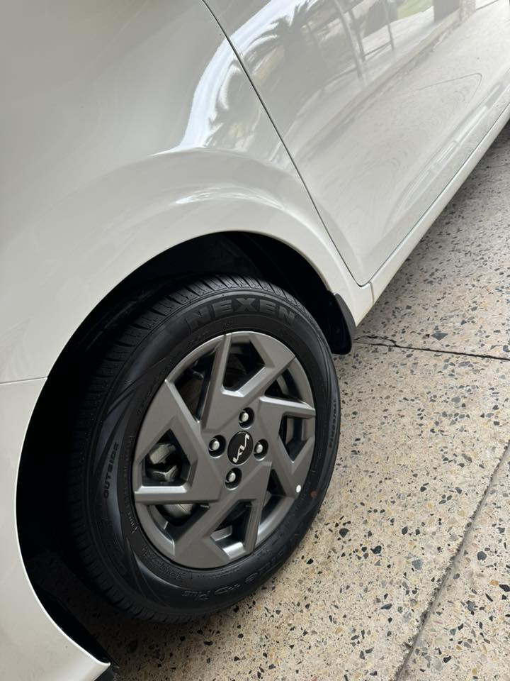 كيا بيكانتو 2024 خليجي ماشيه 14 الف رقم بغداد باسمي مكفوله كفاله عامه مكاني بغداد كراده 
السعر 136 وبيه مجال بسيط 
للاستفسار ***********
