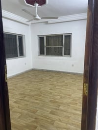 الكرادة • مشتمل معزول ١٩٠م • كراج ٤ سيارات