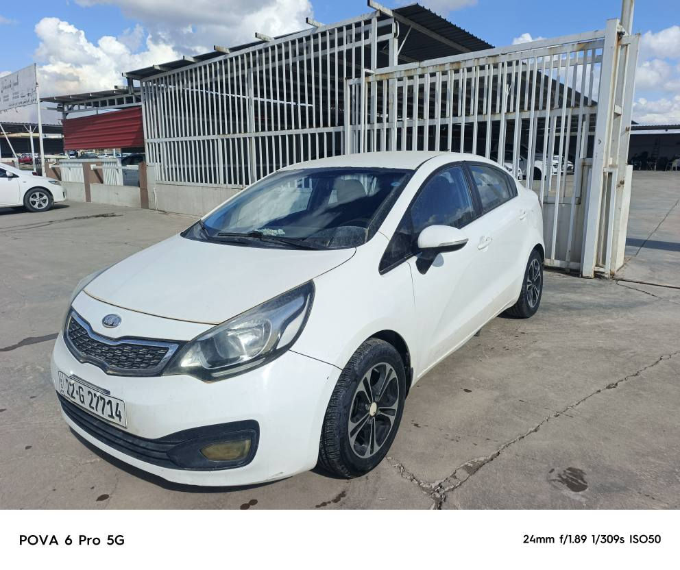 كيا ريو موديل. 2012 كير تؤماتيك
بي سبوغ بي ليدان هيجي نيه 
رقموو سنه وي نويه كيرو مه كينه 
به شرت 450هه زار غرامه له سره 
ده ي كه رينمه وه سحر 86ورقه مجال*********** أربيل, العراق
