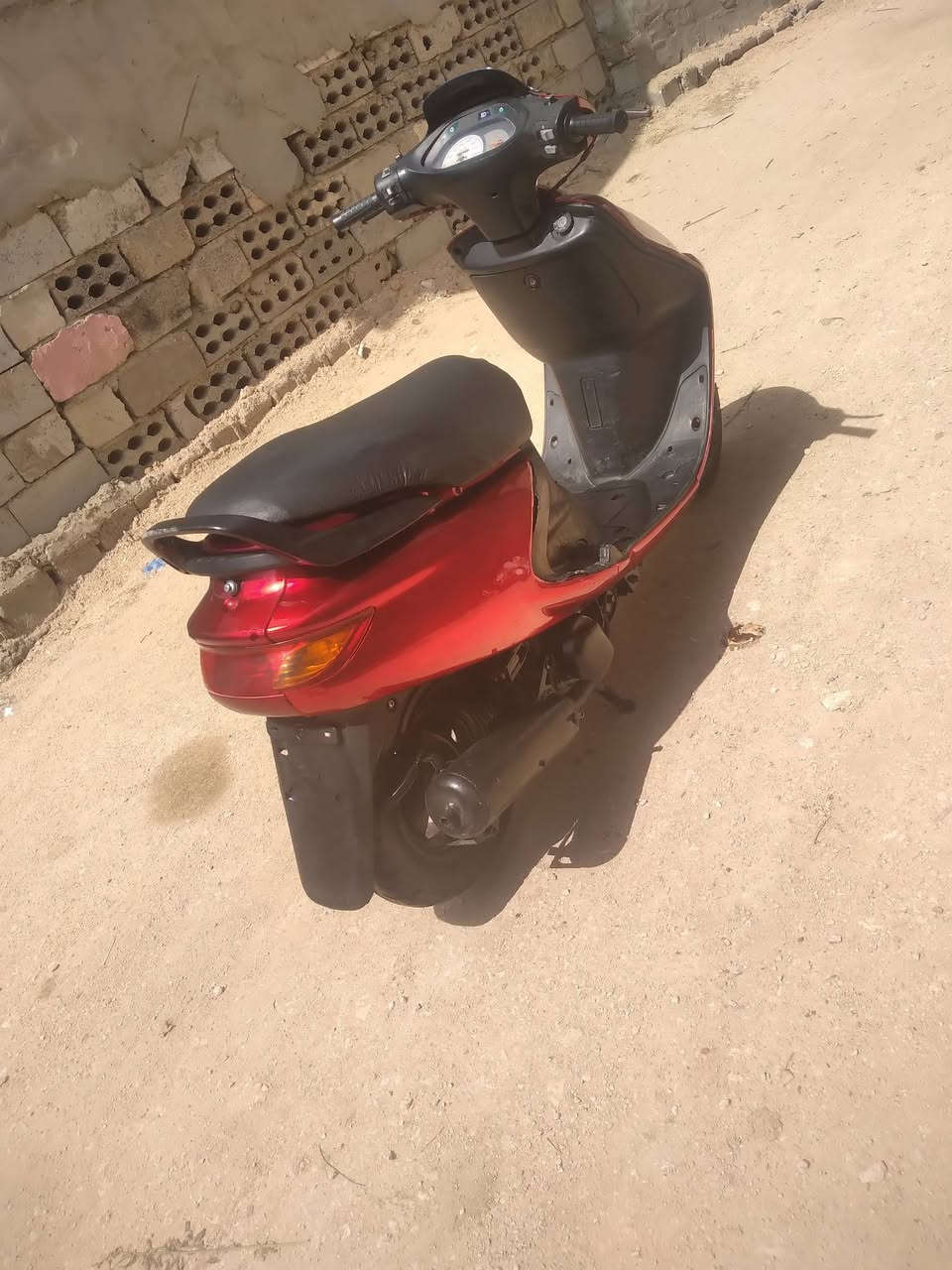 سلام عليكم دراجه فراشه للبيع والمراوس  كفاله عامه كلشي مابيها بحرك بلجيس تايرات جدد كهربائيات كلها شغاله  سعر 500بيها مجال مكاني نجف مشخاب رقم التليفون ***********
