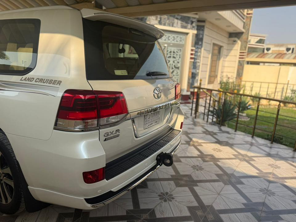 السلام عليكم
للبيع لاندكروز موديل 2019 بريم اصل  مكفول كفاله عامه  من صبغ وتبديل السياره جديدة بمعنى كلمة اللون ابيض صدفي رقم بغداد بسمي 

محرك 4000

V6

فول موصفات 1/1

بصمه تشغيل 

5 بصمه أبواب لمس 

تشغيل عن بعد 

فتحه سلايت

كشنات ثنين كهرباء 

كشنات جلد 

8ايرباك 

زراكات 

مري شفط 

DVD

مطفايه حريق 

جنطه شفط 

ثلاث قطع تبريد 

حساس امامي 

حساس خلفي  

وباقي موصفات البريم معروفه 

ماشيه 98 ألف حقيقي 

سعر السياره 59,800 الف دولار والسعر بي مجال 

الاستفسار اتصل على الرقم

***********

‬

مكان السيارة الأنبار الرمادي
