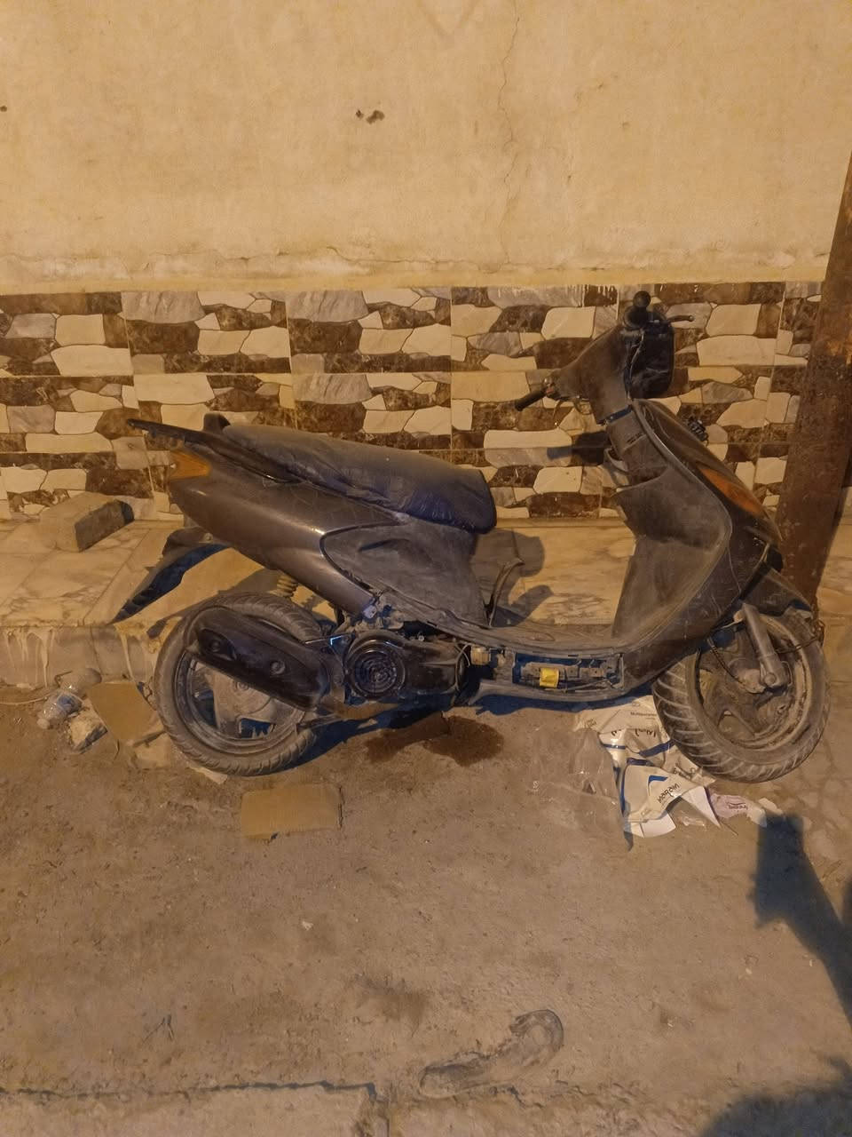 سلام عليكم دراجه لكزز للبيع الدراجه واكفه شنو عطله ما اعرف ولله الدراجه ابيعه كوم حديد السعر 120 وبيه مجال للشراي مكاني القرنه كراج المدينه للتواصل واتساب فقط  *********** واتساب فقط @الجميع
