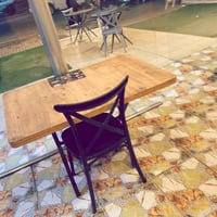 ميوزه وكراسي للبيع بلاستك ٤ وخشب عدد ٣مع ١٣كرسي ب٤٠٠ البياع ☎️07730030...