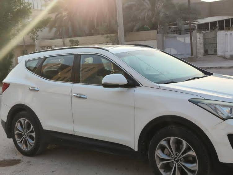 السلام عليكم
سنتافي خليجي ٢٠١٤ محرك اربعه سلندر 

١٤٥ وبيه مجال حك الجيه 

مكان سياره :النجف 

الشراي يتصل ع رقم
***********
