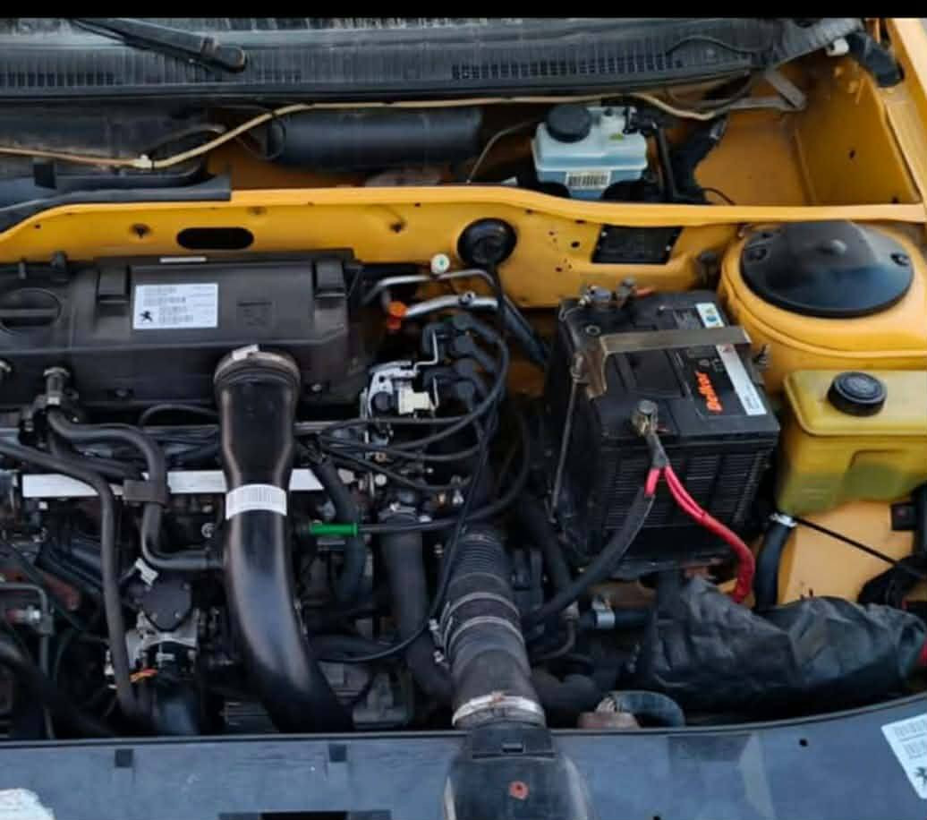 سياره للبيع
موديل ٢٠١٥

سياره كفاله عامه

بيه صبخ فقط دواير

سنويه ٢٠٢٧

مكان السياره الديوانية

راعي السيارة كوت

يعني الي يشتري مداور وكبل

سياره 40  ورقه وبيها مجال للشراي

***********
