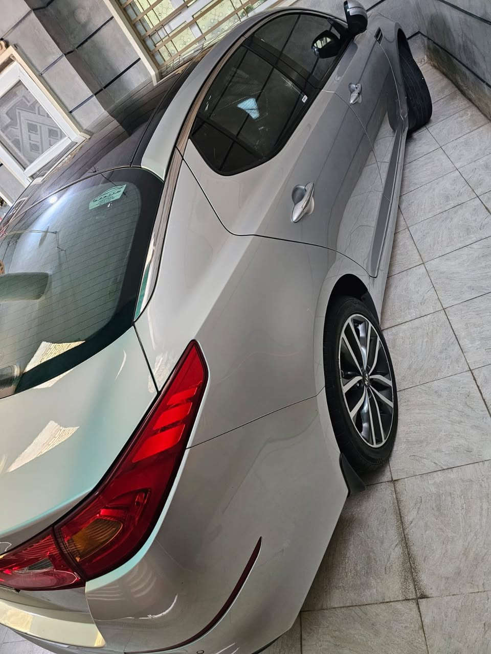 سلام عليكم
كياا اوبتما ٢٠١٤ vip
السياره فول مواصفات واحد على واحد 
بصمه 
محرك ٢٤٠٠ 
كشن كهربائي
سايد بريك بصمه 
بنوراما 
كشنات تدفى تبريد 
السياره فول الفول 
جاهزه كير ومحرك حداديه وصدر وتخم تاير اي نقص مابيه 
رقم سليمانية دولي بااسمي تريد تحويل تريد وكاله حاضر 
السياره كفاله عامه من الصبغ والسياره مغفله داخل وخارج بيه رصعه خفيفه فقط 
معروضه ب١٥٠$ وبيه مجال 
مكان السياره واسط نعمانيه 
***********
