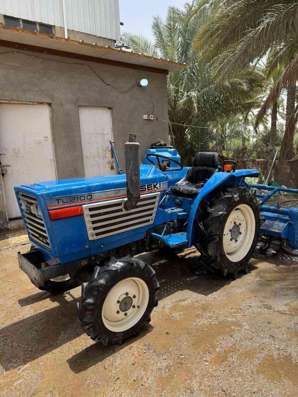 اسكا ياباني حجم TL2100
دخول جديد
 ممشتغله داخل العراق
 نضيفه جدآ على وضع الشركه
 محرك ٣ سلندر
 دبل اكسل
 ملحقات رفاس فقط 
السعر (33ورقه) بيها مجال للشراي 
العنوان بابل 
للاستفسار اكثر
***********
