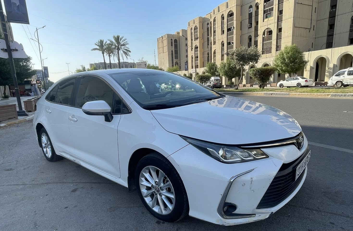 السلام عليكم
كورلا ٢٠٢١ للبيع 
بيها طخطخات بسيطة
السعر ١٣٦ 
مكان بغداد 
***********

