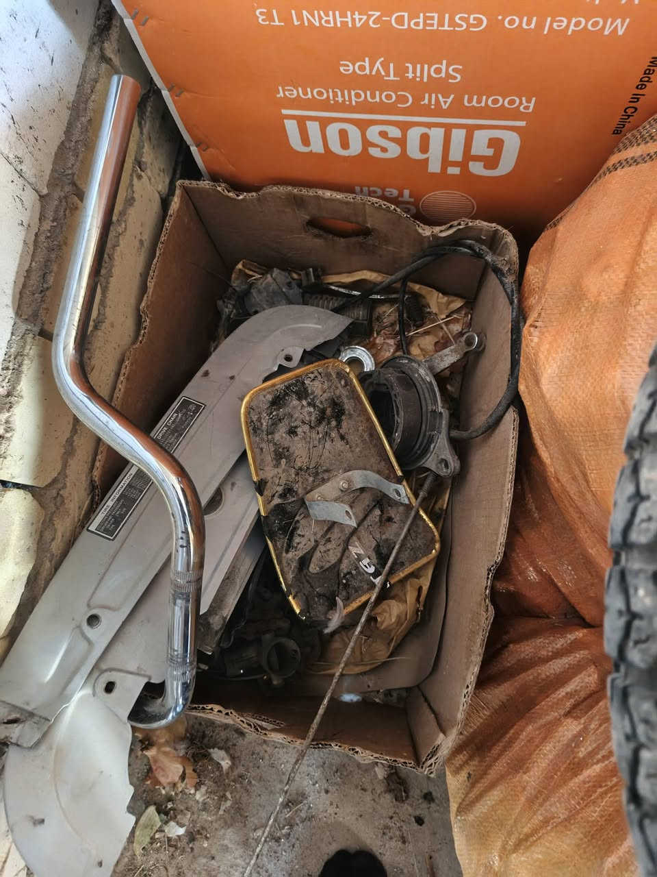 البيع غراض دراجه محرك  الشاصي كلك التفاصيل ***********
