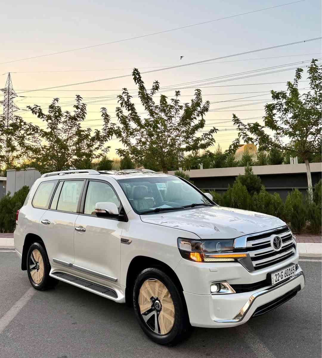 toyota land crusir_2017_  وايت ديشن

اللَّهُمَّ صَلِّ عَلَى مُحَمَّدٍ وَعَلَى آل مُحَمَّدٍ

🔷 ملاحظه سياره ماشاالله نفص ماكو زيرو
🔷لاند كروزر (٢٠١٧) وايت ديشن (ساز)
🔷سياره حتا سبير ما نزل 
🔷سياره (وايت ديشن درجه اولا )
🔷ماشيه 96,000 الف كيلو سياره تجديد اولا مره 

🔷تويتا لاندكروز موديل (٢٠١٧) وايت ديشن
🔷سياره مواصفات (GXR)وايت ديشن اصلي
🔷 (8)سلندر __ حجم محرك (٤٦٠٠)     
🔷ماشيه (96) الف كيلو شرط شرط 
🔷سياره بيها شبر صبغ بنيت بدون ضربه
بدون حادث بدون معجون ..
ماباقي سياره مكفول كلشي جديد جديد

🔷سياره گير محرك بشرت مامفتوح كل بشرت
🔹 سياره راس ديفيدي اصلي 
🔷4 اطارات و ويل جديد شريكه شرط
🔷سياره داخل بيجي كوشنات جلد
🔷كامل غه راض مال شريكه موجود حتا عرضيا مامفتوح لوك لوك 

🔷مواصفات سياره 
(بصمه .. الانزلاق .. كشن جلد  .. ثلاجه ..  زينون .. هواء مزدوج .. نيظام ايكو ..
حساسيه الديك الموخره مرايات .. فتحه ..
تشغيل عن بعد ..  باب بصمه )

🔷سنويه هزه كل جديد مباشر حول
سنويه حتا ٢٠٢٧ جديد مباشر حول

🔷• نظافه ١٠٠٪ كامل سيرڤس بدون نقص 

🔷مكان سليمانيه
🔷سعر (458$)
🔷رقم . *********** السليمانية, العراق
