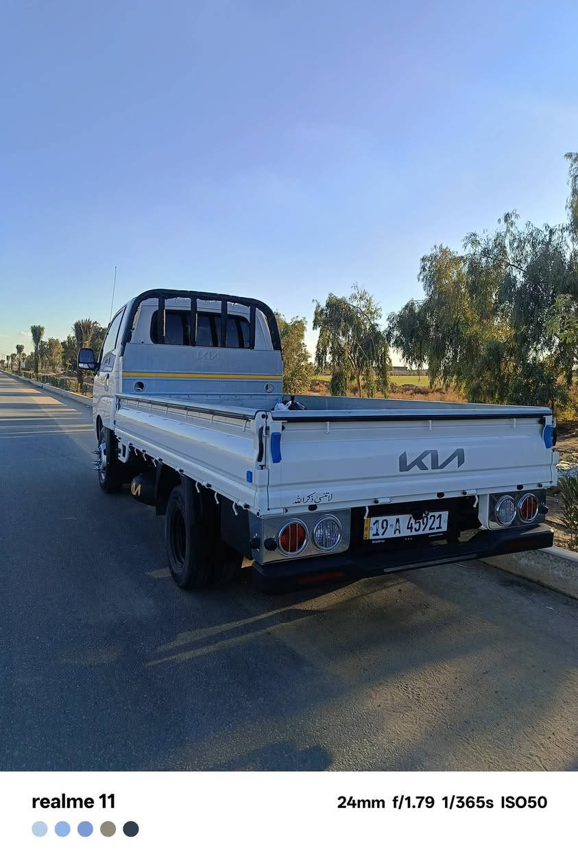 سلام عليكم كيا فحل موديل 2025 فول مواصفات ماشي 15 الف مكفول كفاله عامه فول مواصفات فول سستم منضومه زينون غلاف بدي دوشمه اتصل وبيك خير ودلل *********** مكاني كربلاء
