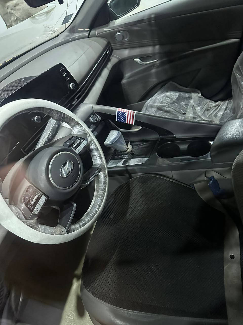 الانتره موديل 2021 فول سياره منضومه غاز باسمنه مصفره هيئه وغرامات السعر 140 وبيه مجال *********** مكاني بغداد الشعب
