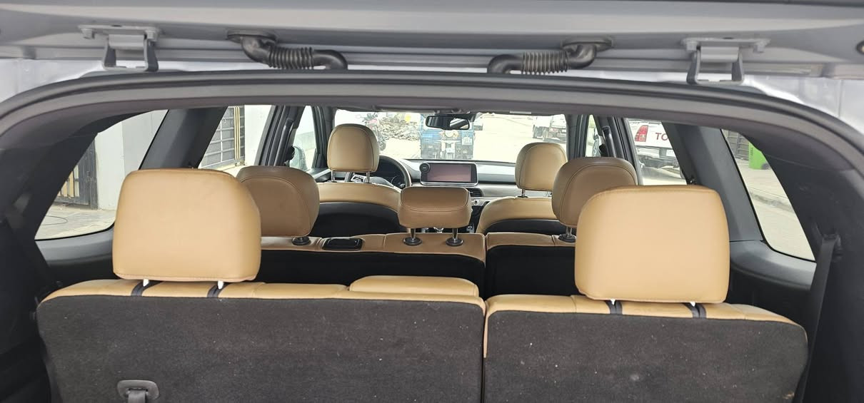 كيا تولورايد موديل 2021 جي تي لاين أعلى فئة خليجي وكالة
السيارة فول مواصفات بدون حادث بدون صبغ لون مميز داخل وخارج

عداد المسافه 135 الف كم قابل للزيادة 

المواصفات 

حساسات امامي خلفي أربع كاميرات رادارات نقاط عمياء 

داتا شو تحكمات ستيرن قيادة ذاتية وتحديد مسار وتوقف ذاتي 

كشنات جلد لون مميز الامامية كهرباء وتدفئة وتبريد 
فتحتين بالسقف
سبع انظمة قيادة واوتو هولد وسايد بريك كهرباء 

مرآة وسطية عاكسه للضوء والجانبية عاكسه وشفط 

تشغيل عن بعد 

رقم اربيل موجودة في الكوت

السعر 285 ورقة 

للاستفسار الاتصال على الارقام التالية 

***********

*********** واتس اب
