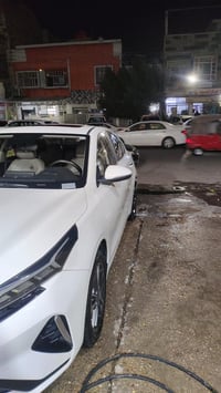 كي ثري ماشيه ٢٤ الف سياره نضيفه موديل 22 مكفوله كلها تخم جديد اصلي فول...