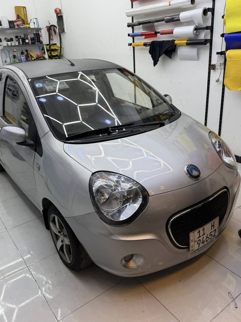 باندا موديل 2013 السياره متصرف عليها ولا ربع  تبريد كير مكينه صدر كله جديد شاشه  مابيها اي عيب وهاي صورها اليوم  
السعر 55 بيها مجال 
العنوان الكرخ
***********
