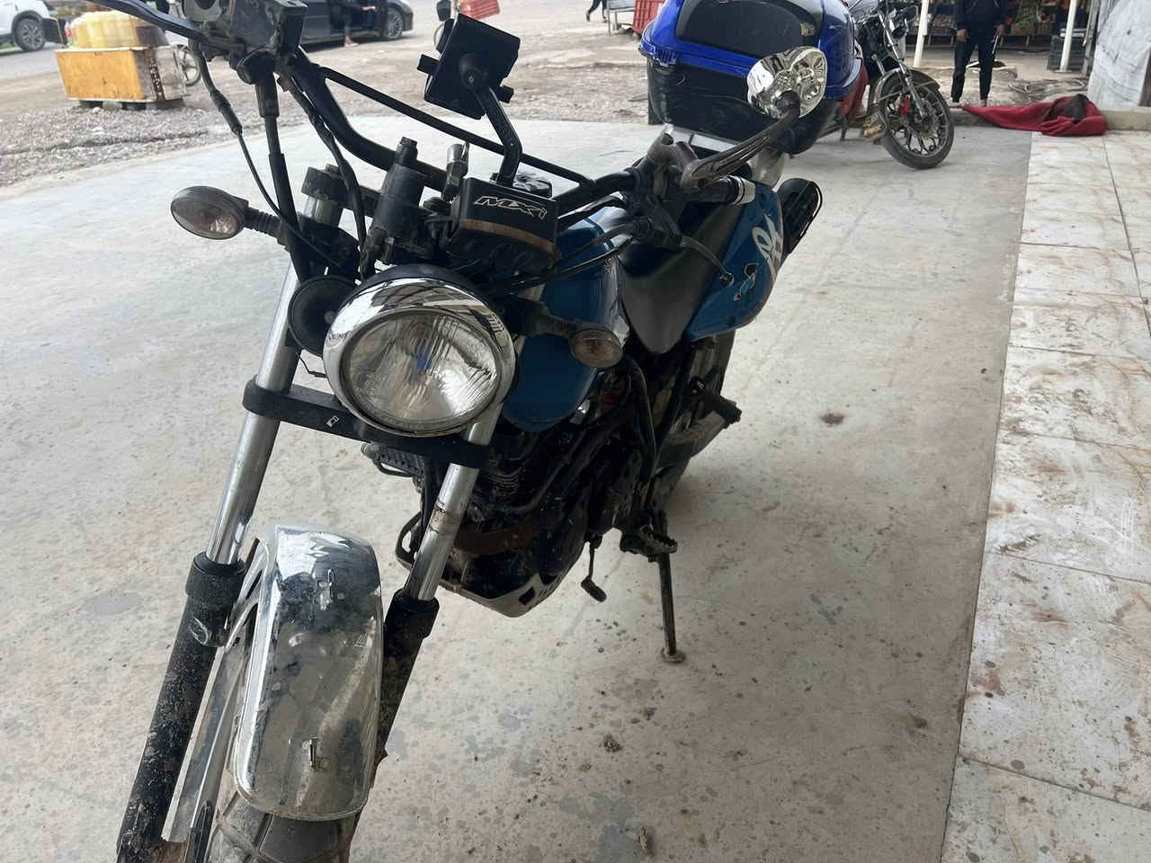 موطور ياباني محرك 300 تبريد دهن شرط مامفتوح كهربائيات كلها شغال منفيس كامل داخل كمرك هزه وقرص سعر 750وبي مجال قليل ذا مو شراي لا تعبني 
رقمي ***********
