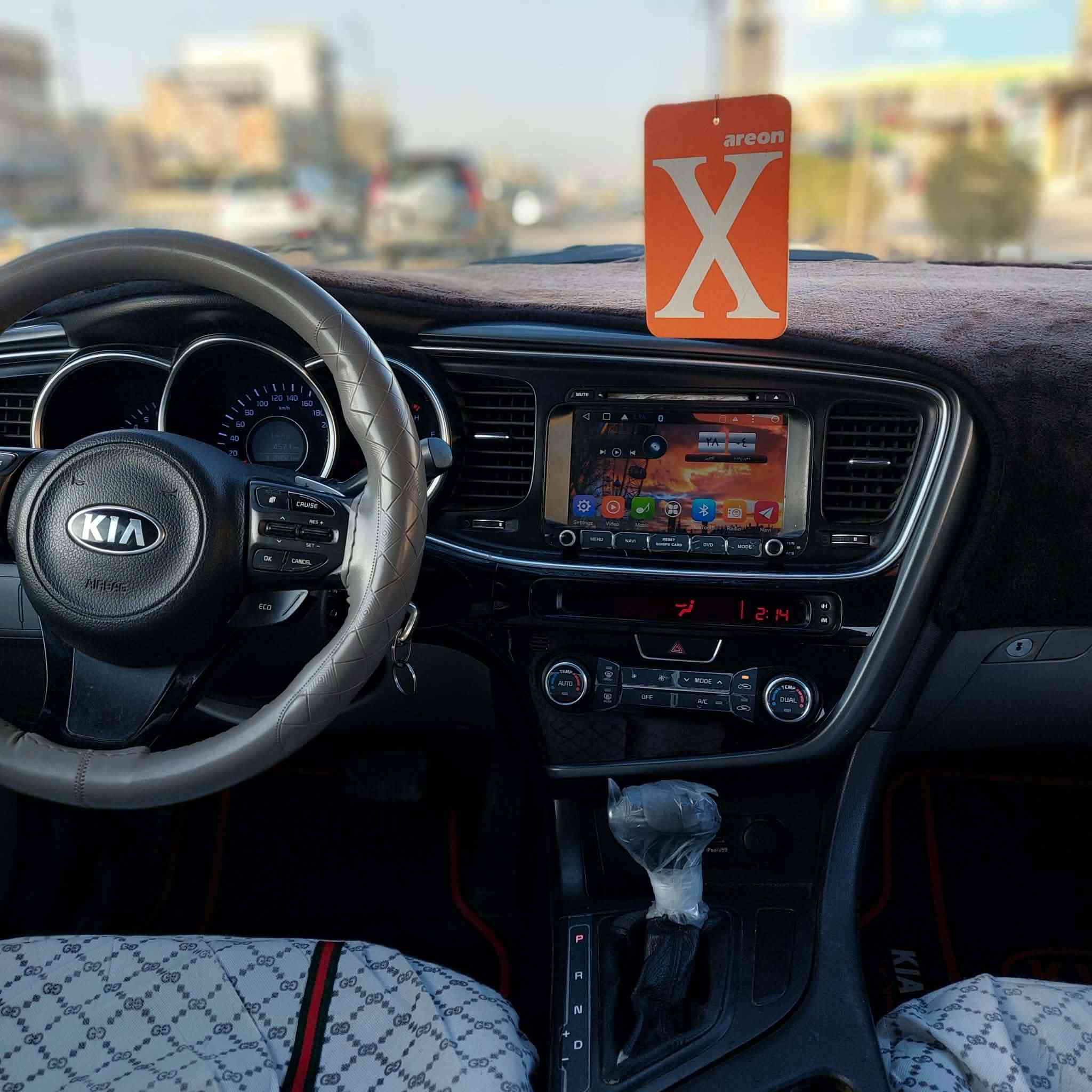 سلام عليكم ابتيمه ١٥ خليجي مكينه ٢٤٠٠ جديده حداديه رقم مثنئ انكليزي هزه جديده فول بنرمه طكتين قطعتين تبريد ويل كروم
بيه قطعتين صبغ باقي مكفول ترهم مروس او بيع سعر ١٢٥ وبيه مجال ترهم مروس *********** مكان سماوه  بسمي تحويل مباشر
