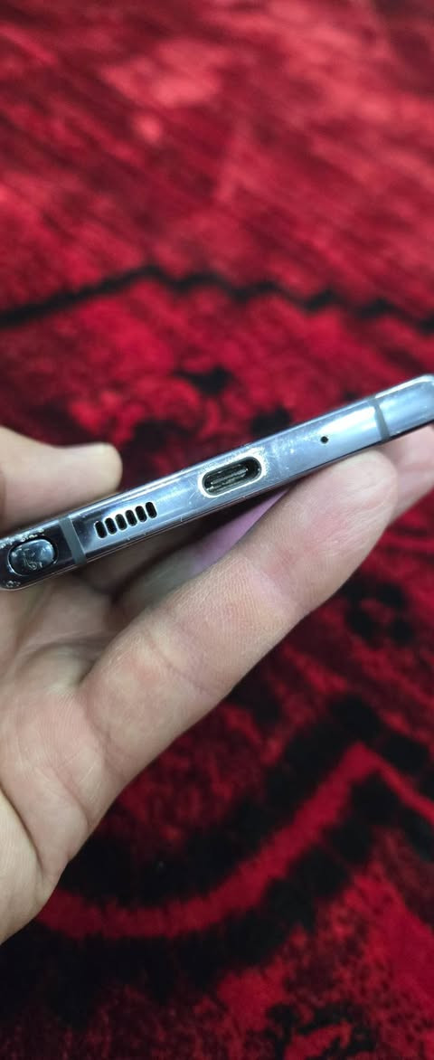 نوت ١٠ بلاص 5G
١٢ و ٢٥٦ دبل سيم بسعر ١٩٠ الف *********** واتساب خابرني جهاز شغال بدون عيوب اوربي سنابدراكون بدون ملحقات اذا يفيدك خابرني
