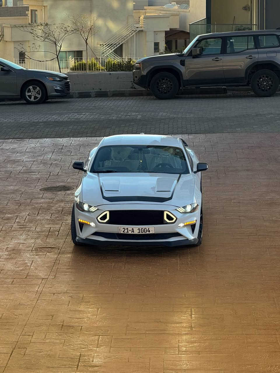 Ford mustang gt 2020 
51.000km ***********
‏ستيرين السيارة كاربون فابير
 Active exhaust System
كشنات كهربائية 
‏داخل لها ليد سبعة ألوان
‏شاشة كبيرة sinc3
‏ سيستم سماعات jbl
بكلايت خلفيى سموكي 
‏دفوزر امامي rtr
‏دعامة أماميrtr
‏Spoler خلفي شيلبى
‏قطعتين صبوخ بدون داخلي بالشرط
٢٢٠ مجال 
سنوية السيارة جديد هزه وبراد جديد يعني أنت ما تريد روح الى  براد و الهزة 
نفس اليوم يمكن تحويل 
*********** ‏
ملاحظات(أربعة تیرات جديد صدر الأمامي جديد أربع بانصات جديد أربعة ويلات جديد قياس ٢٠
‏تحويل غرام بشرط سيارة ما بها أي نقص كل شيء بالشرطة سيارة أحلى من صورة وضع السيارة نفس الصورة
‏مكانها سليمانية السليمانية, العراق
