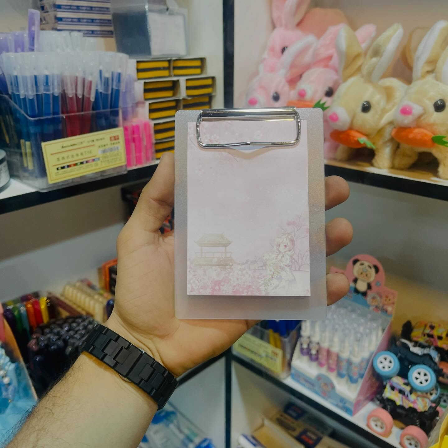 ورق ملاحظات لاصق 😎✔️
بسعر 1000 دينار
6 قطع ب5000 دينار
متوفر لدى مكتبة كلكامش الفرع 2
سوق ال4000 مقابيل حسينية المرتضى 📍
متوفر توصيل 🚚


**إذا كنت صاحب هذا الإعلان وتريد حذفه لأي سبب، رجاءا أرسل رسالة إلى الدعم الفني**