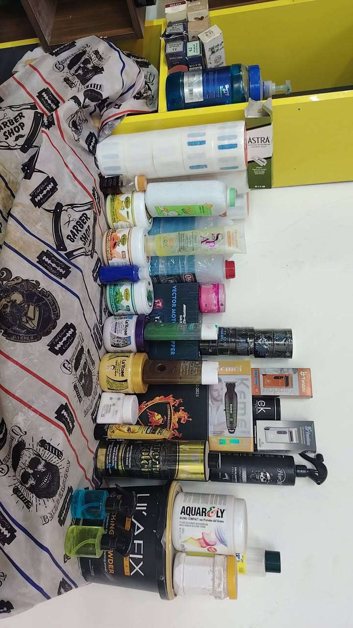 السلام عليكم
محل حلاقه كامل للبيع المحمودية
مع أدوات الحلاقه


**إذا كنت صاحب هذا الإعلان وتريد حذفه لأي سبب، رجاءا أرسل رسالة إلى الدعم الفني**