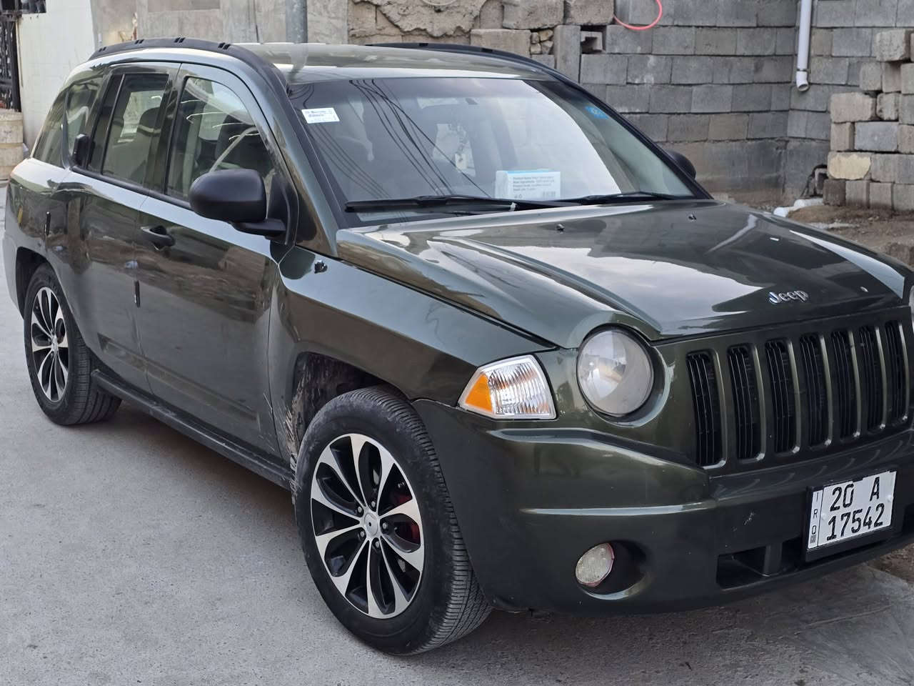 جيب كومباس ٢٠٠٧ ديالئ للبيع كاملة بدون اي نقص 
سنوية لل٣٠ خالية من اي ضرر مرشوشة للجمالية فقط السيارة مكفولة كير ومكينة مال جناي ...للاستفسار الاتصال 

***********
