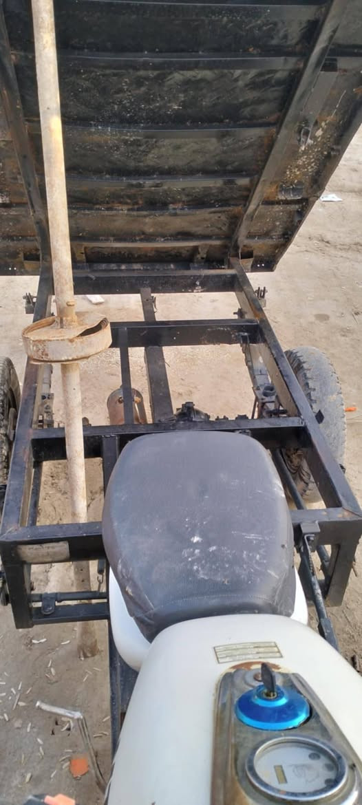 ستوته امتيار محرك جديد 24جيس بدي جيس زلق مابي شاصي طكه مابي ستوته حلوه ونضيفه دبلات توه شادهن جدد تايرات جدد رنك الكدام وتاير توه شاده بل جيس  ضفيره توه شاده ستوته خير من لله سعر 850وبيه مجال دوات المكان البصره القرنه شرش رقم الهاتف ***********
