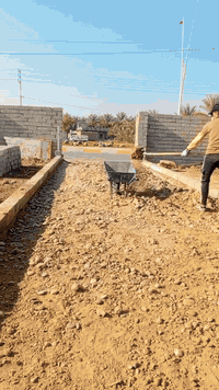 يوجد كادر لتصفير وتعديل ارضيات سيراميك +مماشي + كراجات + جميع انواع الصب لاش او سقل بل اضافه حفر وبناء منهولات + تصفيط خرايط + للستفسار ***********
