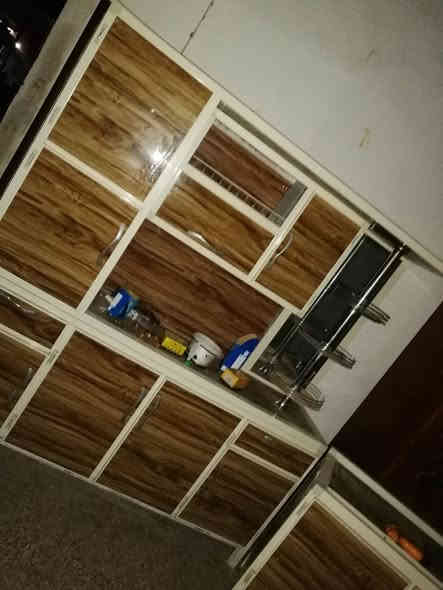 السلام عليكم كاونترات للبيع
ابو السله مستخدم نظيف جدا  ٣ قطع ب ٢٧٥ الف

ابو الملحق جديد غير مستعمل سنك مرمر شغل درجه اوله ب ٣٨٠ الف
العنوان بعقوبه كاطون الرازي شارع ابو رباح قرب مرطبات لسيد مزاد ابو كرار الغريباوي ***********
