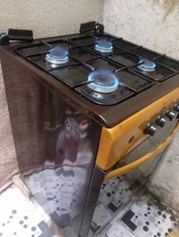 طباخ • نظيف • شغال