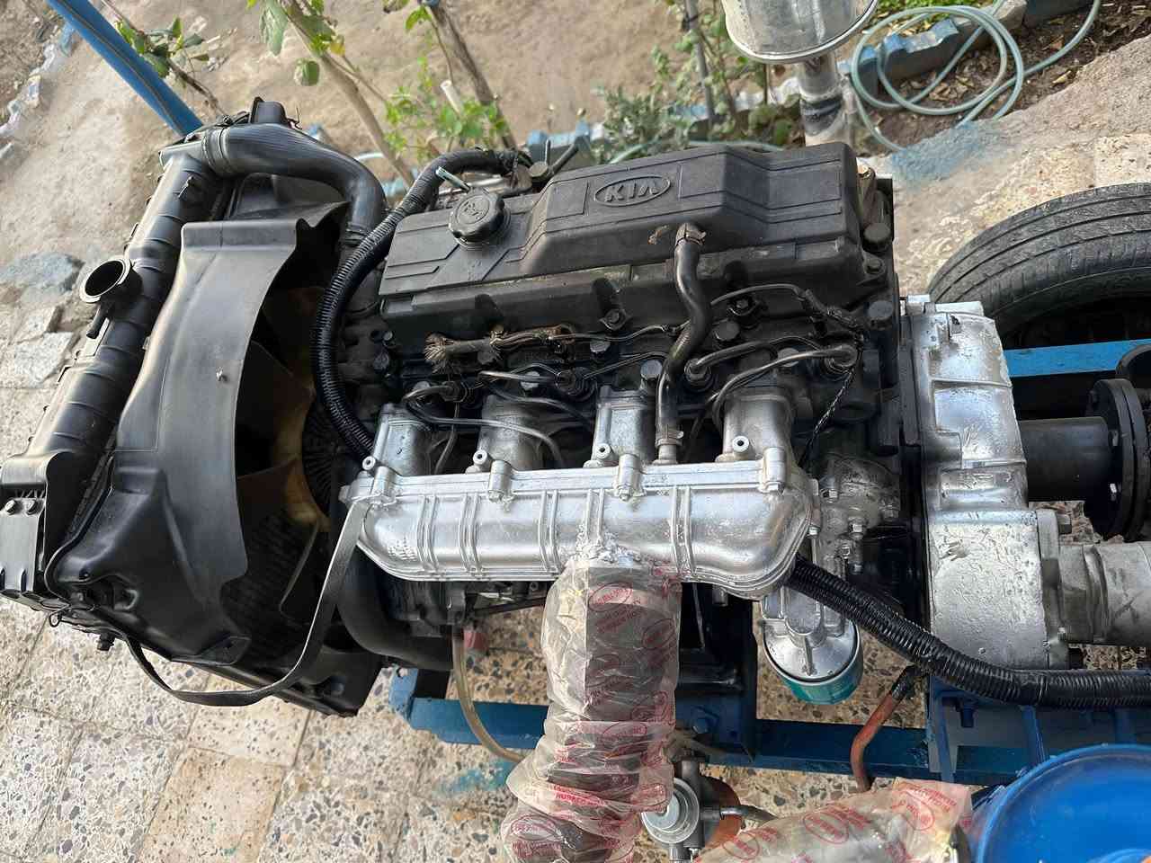 السلام عليكم
مولده كيه 2701راس توليد ٣٠ كيفي ثريفيز ١٢٠ امبير محرك  لاتنقيص ولا بخار مولد جاهز عالفحص 
الاستفسار والاتصال 
***********
***********
