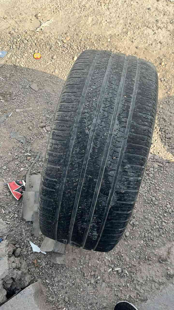 تايرات نص عمر حجم 235/45/18

مكان بغداد رقمي *********** اذا دور جديد لتخابرني
