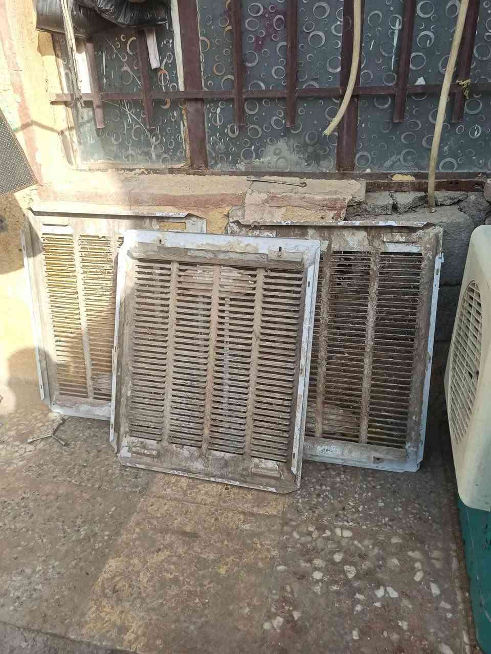 السلام عليكم مبردة نضيف استعمال موسم واحد بوابين نضيف بلاديه كلشي ما مبدل  بيه السعر 125وبيه مجال الطيبين العنوان حي النصر


**إذا كنت صاحب هذا الإعلان وتريد حذفه لأي سبب، رجاءا أرسل رسالة إلى الدعم الفني**