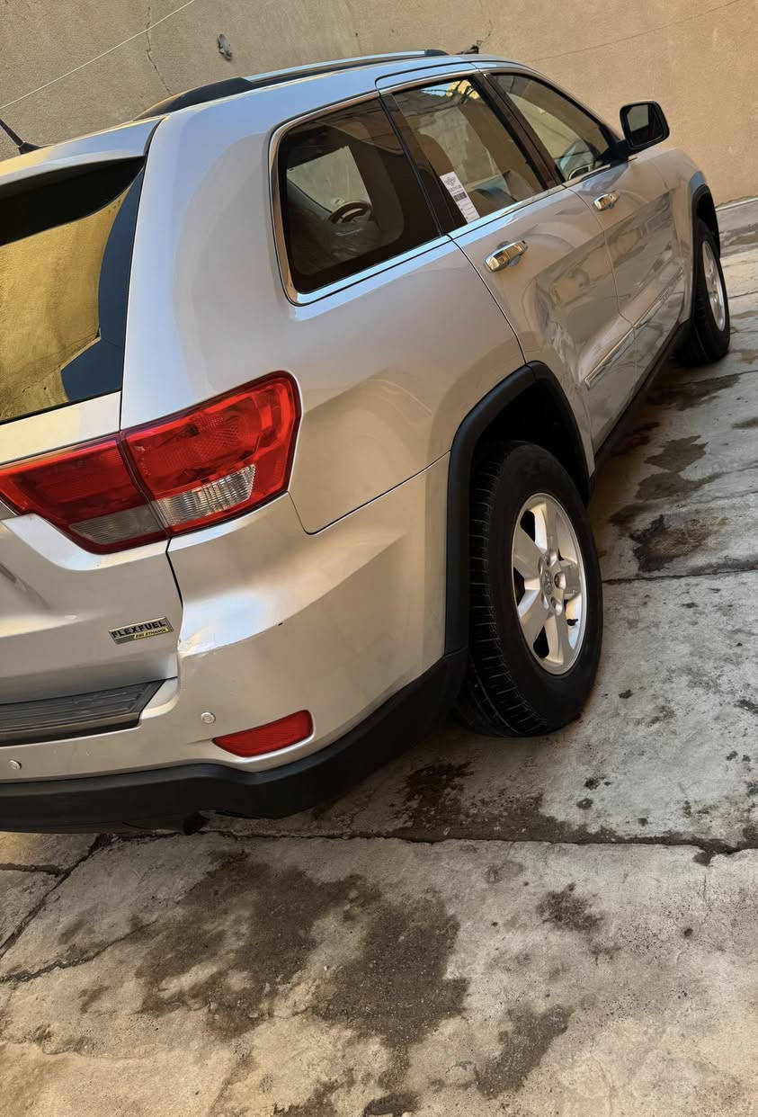 السلام عليكم جيب لاريدو موديل 2011 كلين مابيه اي نقص السعر 170 (***********) مكاني تكريت
