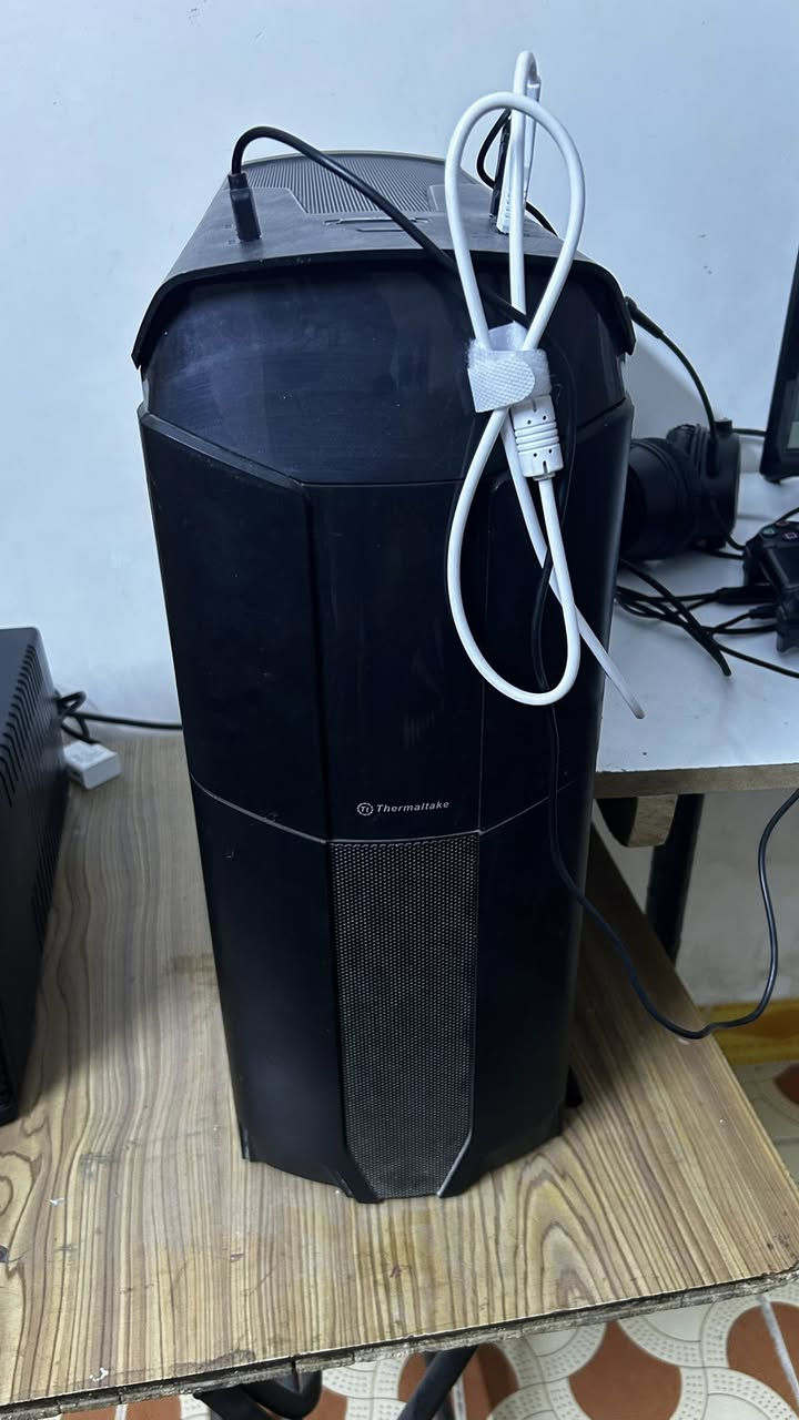 سلام عليكم حاسبه كيس للبيع وياها يو بي اس 1500 VA  مواصفاتها i7-7700Cpu
Gtx1050ti 4gb كارت شاشه
رام 8
الحاسبة ادائها كلش زين بل العاب جنت العب عليها فورزا وفايف ام وريد ديد
مكاني بغداد السيدية 
سعرها ٥٠٠ ويه اليو بي اس 
وبيها مجال بسيط


**إذا كنت صاحب هذا الإعلان وتريد حذفه لأي سبب، رجاءا أرسل رسالة إلى الدعم الفني**