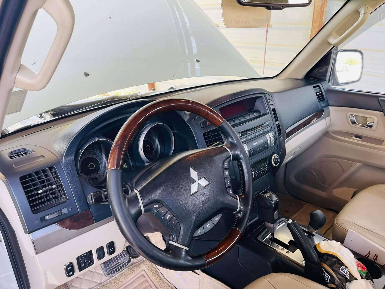 سلام عليكم باجيرو فول مواصفات بيهى خشم الجاملغ صبغ اثر طخه سياره مكفوله كير محرك كهربائيات غرفه لك تخم تاير ادامه كامله تبريد ثلج رقم بغداد بسمي 145بيهى مجال ***********
